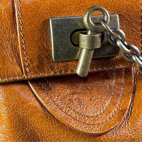 vintage BCBGMAXAZRIA  leather large hobo bag with zipper chain - Picture 12 of 16